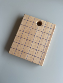 serving board 29 - purple grid