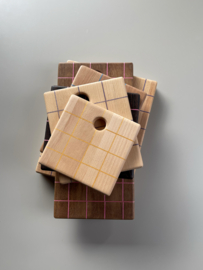 serving board 29 - purple grid