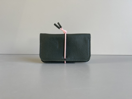 KNOT wallet - dark cedar leather & pink elastic