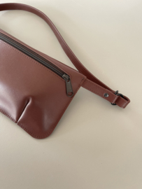 HIP POUCH - chestnut leather