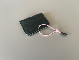 KNOT wallet mini - dark cedar leather - sot pink elastic