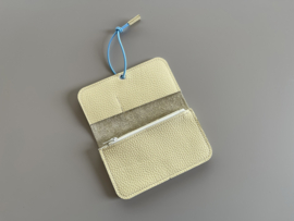 KNOT wallet - butter leather & light blue elastic