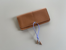 KNOT wallet wide - caramel leather & lilac elastic