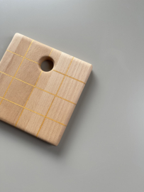 serving board 15,5 - yellow grid