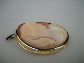 Geelgouden 14 karaat broche hanger met gouden Kabelrand uit ca. 1952