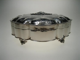 Zilveren koekdoos uit een top collectie uit het jaar ca.1962