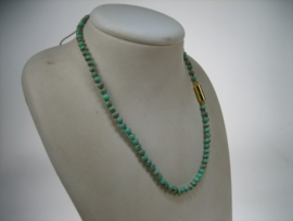 Antiek gemêleerd echt Agaat collier met 14K goudkleurige vergulde pijp magneetsluiting