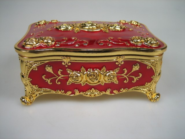 Luxe Sieraden Box Rood geëmailleerd met goudkleurige versieringen