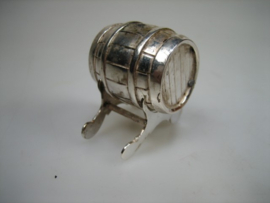 Zilver miniatuur oud  Biervat met onderstel en Tapkraan