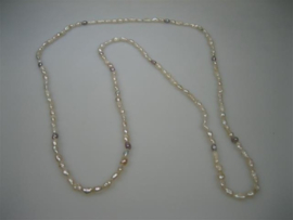 Antiek Parel collier met kleuren wit met cream