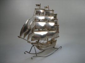 Oud Hollands Zilver Miniatuur Zeilschip uit ca.1958