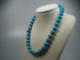 Turquoise collier met oud Hollands zilver en zilveren Cartier sluiting