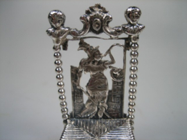Antieke Zilveren miniatuur stoel van H. Herbert Hooijkaas Schoonhoven uit ca. 1874