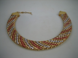 Goudkleurig schakel boogcollier met karabijn sluiting nieuw