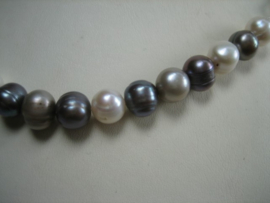Parel Barok collier met Zilveren Cartier sluiting