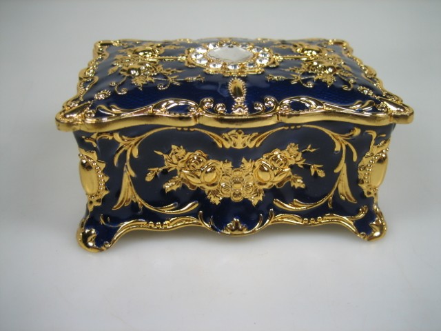 Luxe Sieraden Box Kobalt Blauw geëmailleerd met goudkleurige versieringen