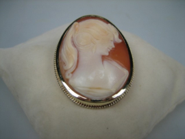 Geelgouden 14 karaat broche hanger met gouden Kabelrand uit ca. 1952