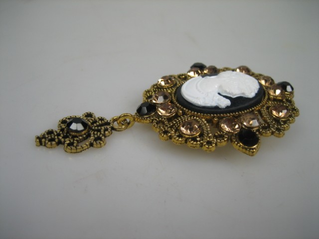 Broche Portret – Legering & Hars | Zwart/Brons-Goudkleurig | Met Bergkristallen: