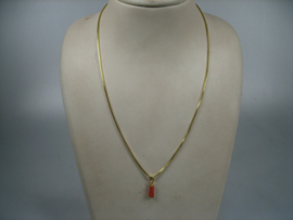 Goud verguld collier met Bloedkoraal handje als hanger nieuw