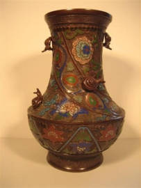 Antieke Japanse Cloisonné vaas met Emaille bewerkt ca.1900