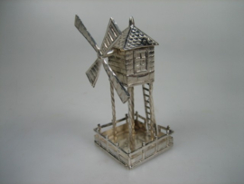 Antieke zeldzame grote staande zilveren Molen uit ca. 1927