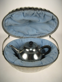 Exclusief thee of koffie warmhouder van Metawa Hollands Tin Vintage