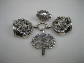 Antieke zilveren massieve lange Jasseron ketting met Cachet & horloge sleutel uit ca. 1928