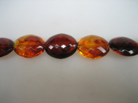 Amber ovaal exclusief collier met kapittelstokje en gouden balletjes