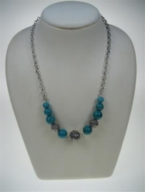 Turkoois collier met oude zilverstukken geheel handwerk uit eigen atelier