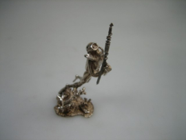 Zilveren Miniatuur als Sportduiker met Speer en Duikflessen uit ca. 1939