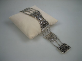 Antieke Zilveren Oude Bloem Armband Geheel bewerkt uit ca. 1860
