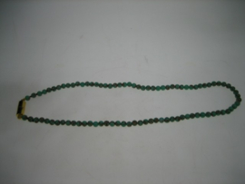 Antiek gemêleerd echt Agaat collier met 14K goudkleurige vergulde pijp magneetsluiting