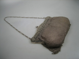 Antieke zilveren Zeeuwse dames tas maliënkolders uit ca.1906