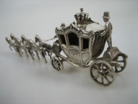 Zilver Miniatuur de Gouden Koets | Antiekjuwelier | uit ca.1969