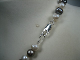 Parel Barok collier met Zilveren Cartier sluiting