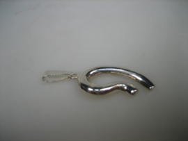 Zilveren moderne hanger met groot hangoog