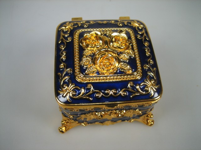 Luxe Sieraden Doosje Kobalt Blauw geëmailleerd met goudkleurige versieringen