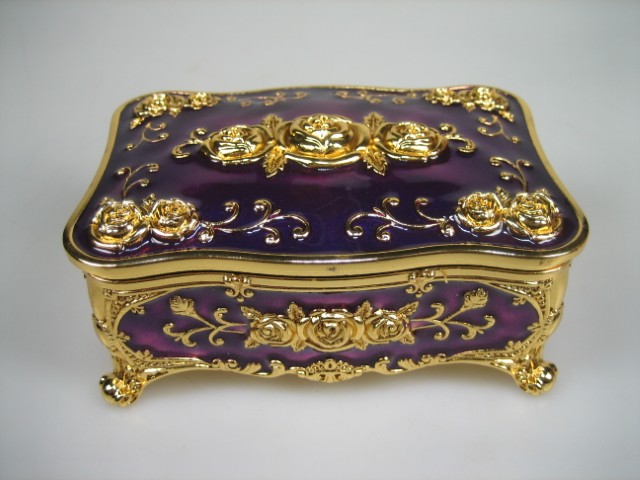 Luxe Sieraden Box Paars geëmailleerd met goudkleurige versieringen