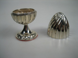 Antieke Zilveren Strooibus – Spiraalvormig Getordeerd • ca. 1935