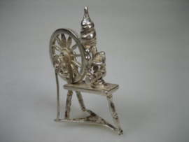 Zilveren Oud Spinnenwiel Miniatuur  uit ca. 1961/2002
