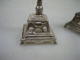 Antieke zilveren miniatuur kandelaars Haarlem uit ca. 1928