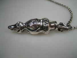 Antiek zilveren hanger van Zeeuwse Mutsen Speld uit ca. 1900