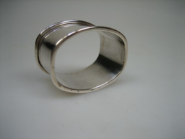 Zilveren Kleine Servet of Vingerdoekje Ring ca.1953