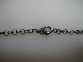 Antiek zilveren hanger van Zeeuwse Mutsen Speld uit ca. 1900