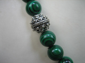 Antiek Malachiet collier met zilver uit eigen slijperij en polijst afdeling