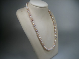 Antieke en Oude Parel & Edelsteen Colliers