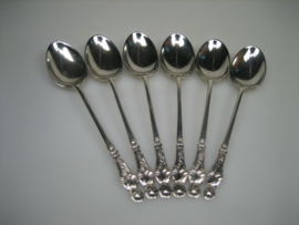 Zilveren Apostellepeltjes 6 stuks van het 1e gehalte zilver 925 uit ca. 1953