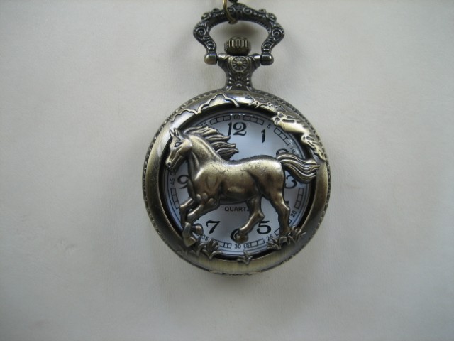 Quartz Zakhorloge met ketting met Paard afbeelding aan de voorzijde Nieuw