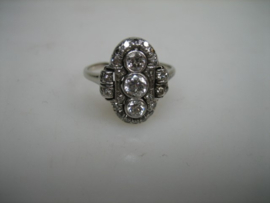 Antieke Witgouden Prinsessen Ring met top Briljanten uit ca.1922