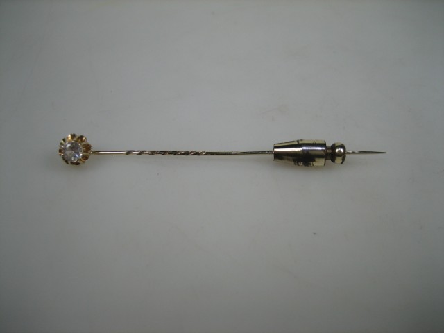 Gouden 14 Karaat dasspeld met grote echte Zirkonia uit ca. 1935 item